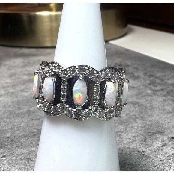 Ring Bomb Party Ring, NWOT, Size 6, white fire opal - Picture 6 of 7